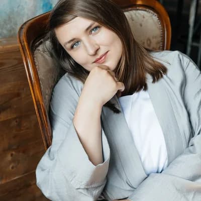  Дарья Свирбутович 