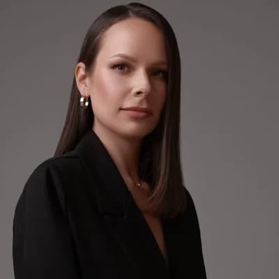 Яна  Дьяченко 