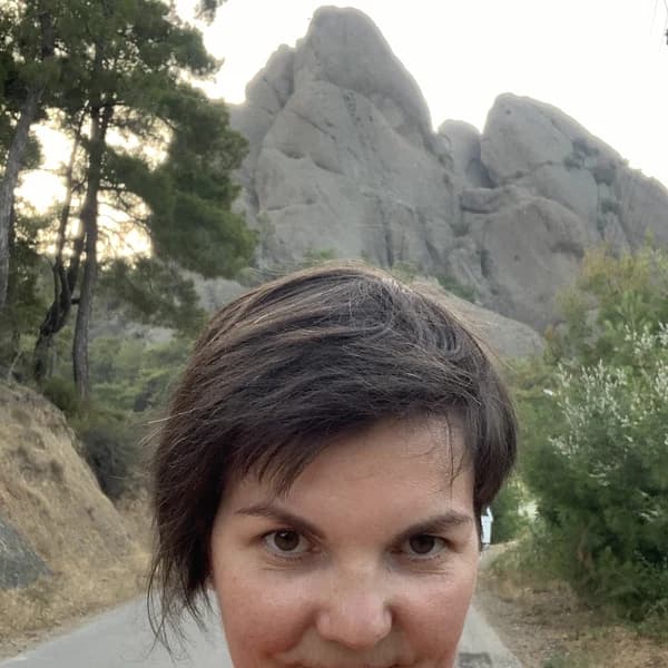 Марина Леонова